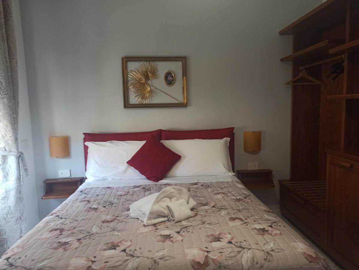 B&B Alle Mura Di San Giovanni Рим Экстерьер фото