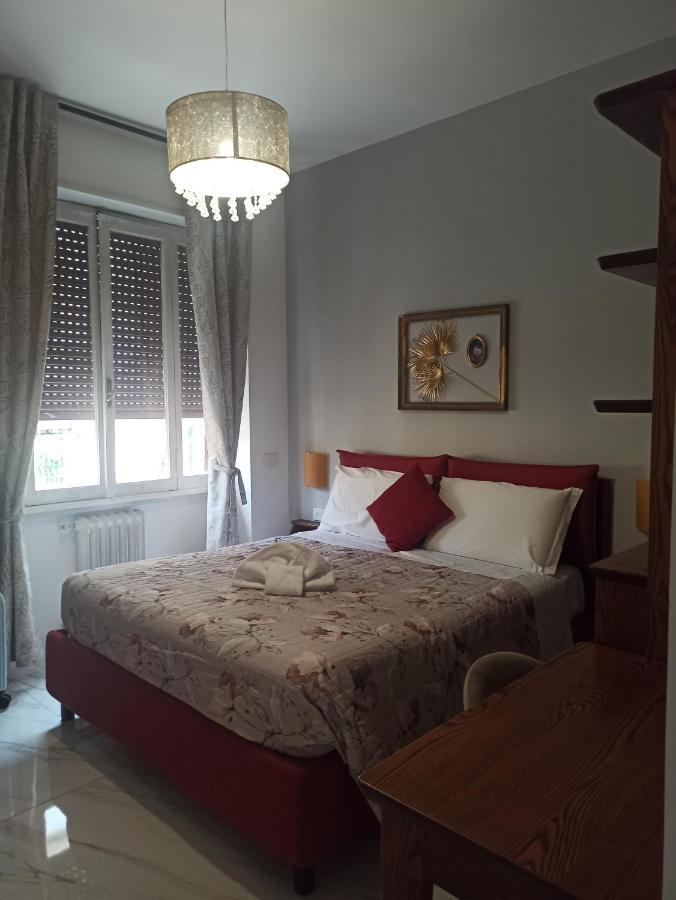 B&B Alle Mura Di San Giovanni Рим Экстерьер фото